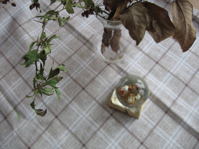 Покривка от комбинирана материя, подходяща за интериор стил рустик