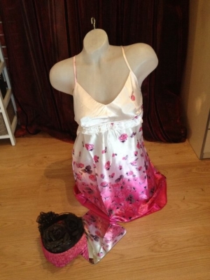 Подарък за жена за имен ден