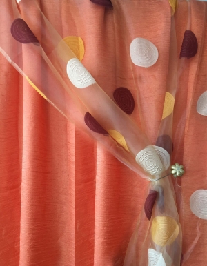 Оранжево перде