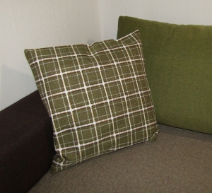 Тъмнозелена декоративна калъфка -  карирана, винтидж