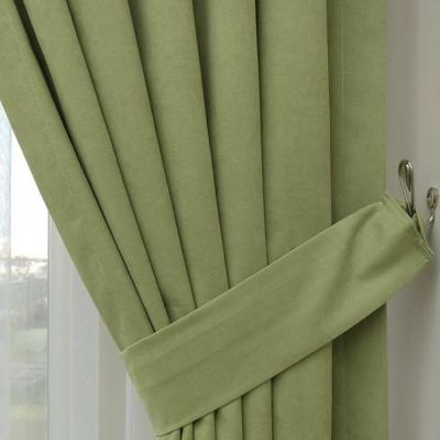 Зелени плътни пердета - готови за окачване.